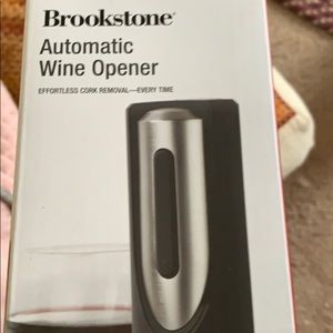 Brookstone automatic wine opener new